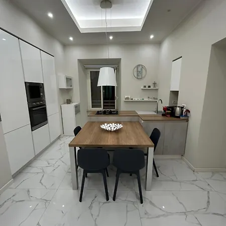 Dielle Apartments Roma-3
